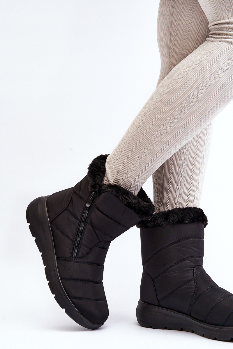 Black wedge hotsell snow boots