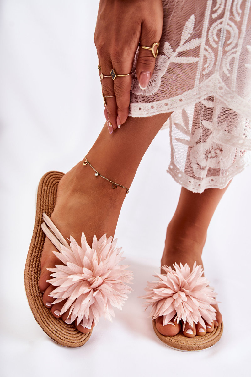 Women's Flip-flops With Fabric Ornament Light Pink Eviana - 