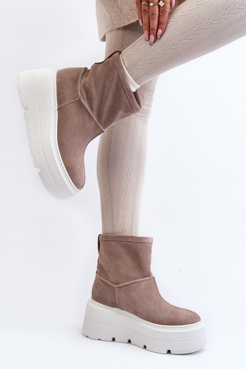 Uo tia clearance chunky platform boots