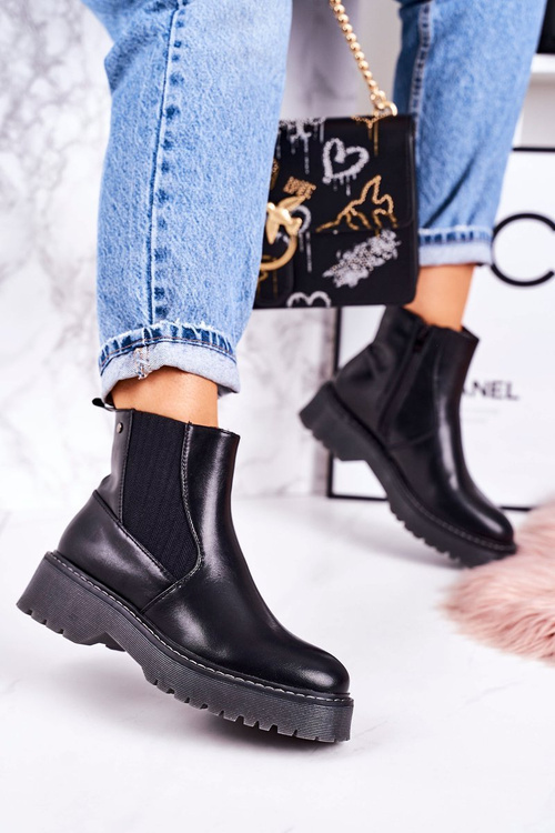 Women's Insulated Chelsea Boots On A Rubber Sole Black Voyager