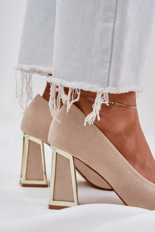 Elegant Heels On A Stiletto Pointed Toes Beige Falseki