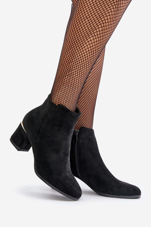 Botki Na Słupku Eko Zamszowe Zapinane Na Zamek Czarne Sairis