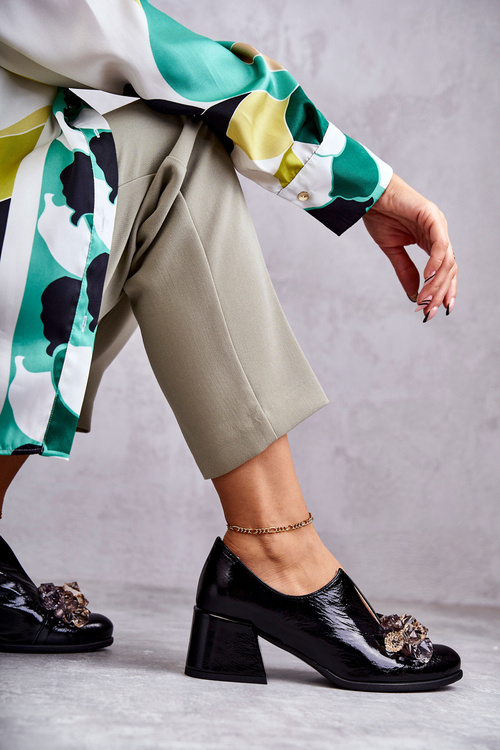 Półbuty Skórzane Gładkie Ozdoba Czarne Delaver