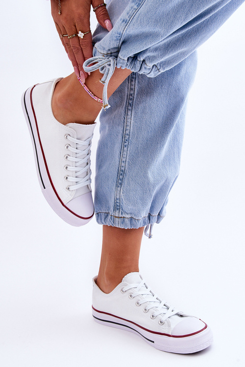 Classic Low Women's Sneakers White Vegas