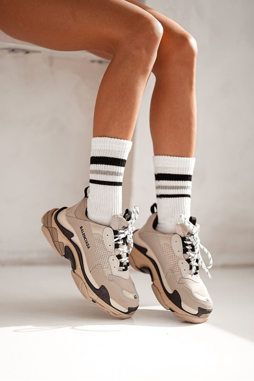 Skarpety Damskie W Paski Bezuciskowe Prążkowane Czarne