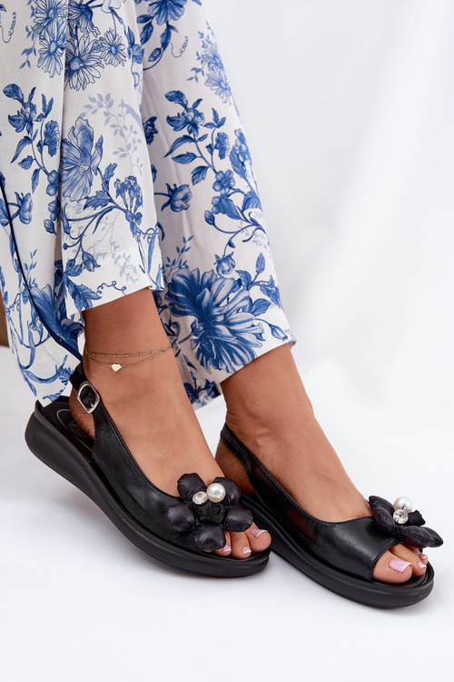 Ladies Sandals With Decorative Flower Black Divonne