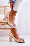 Leather Pumps With A Ornament Beige Dayane