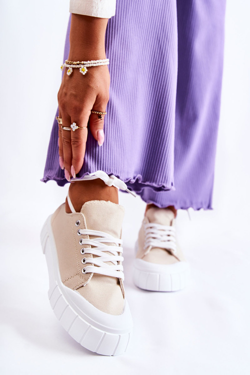 Women's Sneakers On The Platform Beige Comes