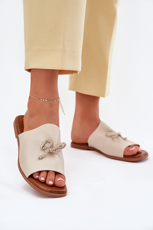 Women's sandals on a flat heel with decorative tying beige Norela