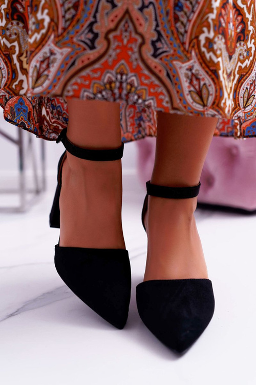 Czółenka Damskie Na Słupku W Szpic Czarne Elegante