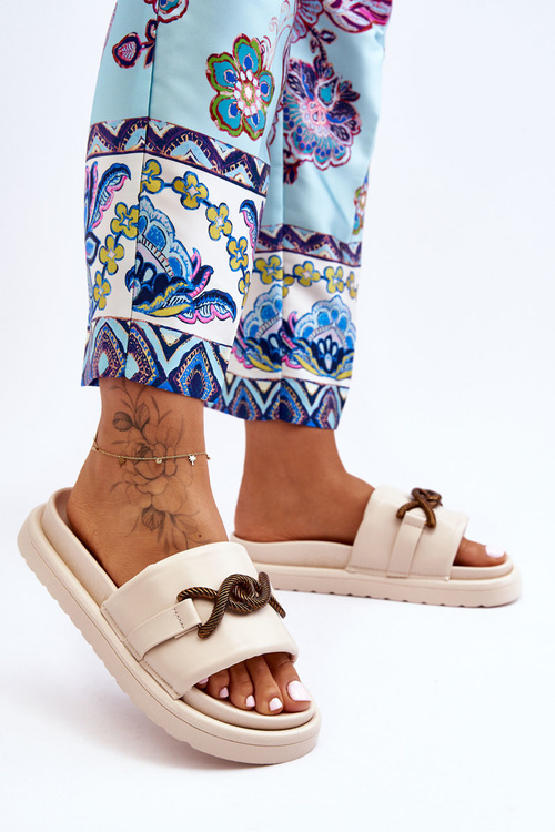 Women's Decorative Sandals Beige Verso