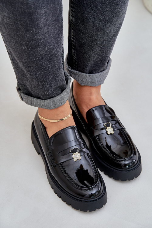 Mokasyny Lakierowane Damskie Przypinka Miś Czarne Wulinea