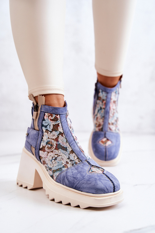 Leather boots on a massive post Maciejka Blue 05325-06