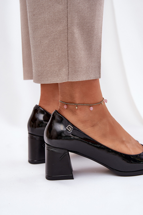 Leather Patent Heels On A Stiletto Vinceza 91130 Black