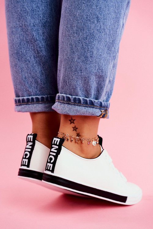 Women's Sneakers Classic Black Ville