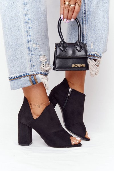 Spring Suede Boots On A Block Heel Vinceza 21-17095 Black