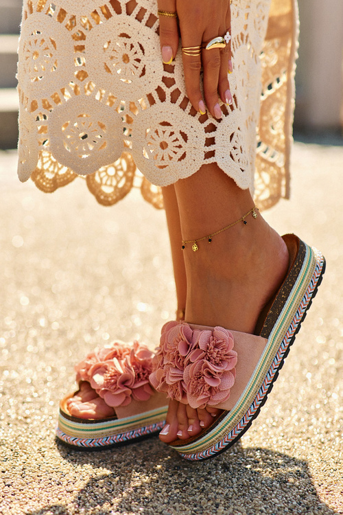 Women's Platform Sandals Adorned with Flowers Pink Nodina