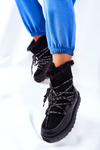 Snow Boots Fleece-Lined On A Platform Black Salemi