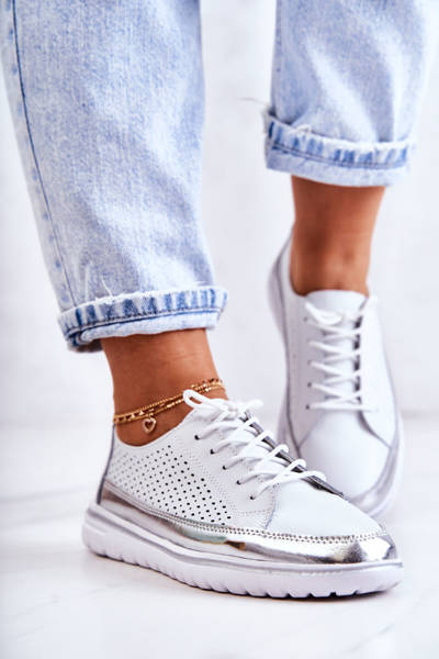 Women's openwork shoes on the platform white Deloren