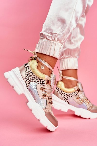 Women’s Sport Shoes Sneakers Totally Crazy