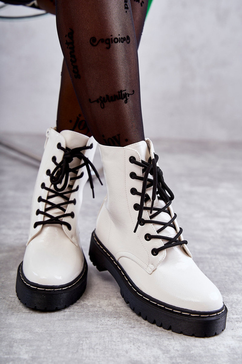 Women's Flat Boots White Kognito