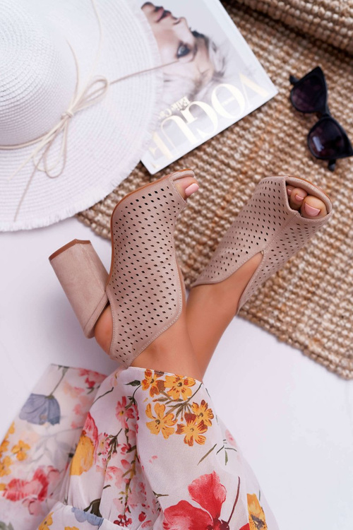 Women's Peep Toe Sandals Beige Nevienna