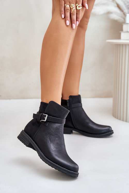 Insulated Ankle Boots On Flat Heel With Strap Black Sabamessa