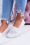 Women's White Lace Ballerinas Sensitive