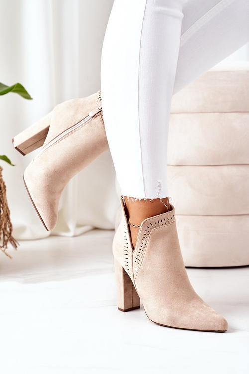 Insulated Boots On A Block Heel Beige Sally