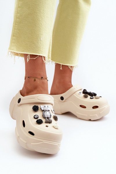 Klapki Lekkie Piankowe Damskie Masywna Podeszwa Beżowe Matirra L71-61