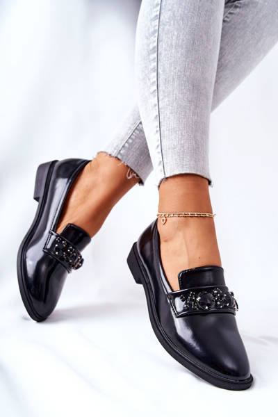 Shoes With Decorative Strap Black Valisso