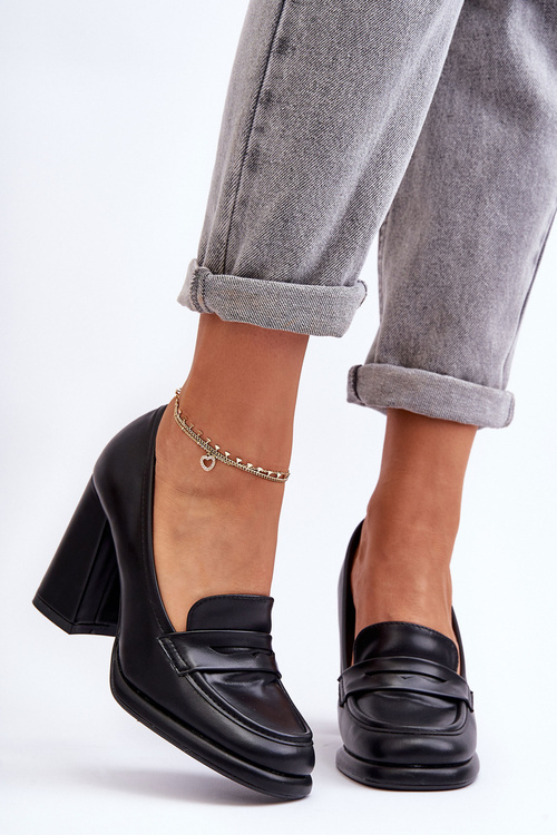 Stylish Heels On The Stiletto Black Florence