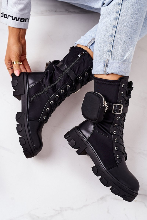 Insulated Boots With A Purse Black Look At Me