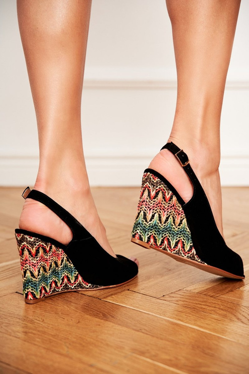 Sandały Damskie Na Koturnie Laura Messi Skórzane Czarne 1964