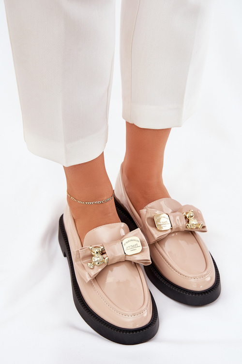 Patented moccasins with bow and decorative brooch beige Leandriel