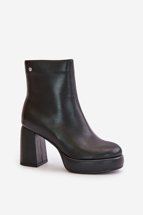 Heeled Boots Made of Natural Leather Black GOE OO2N4166-W2