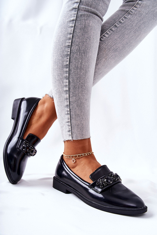 Półbuty Z Ozdobnym Paskiem Czarne Valisso