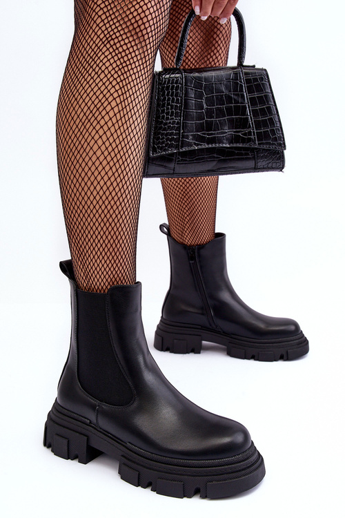 Leather Ankle Boots On Flat Heel and Platform Black Solita