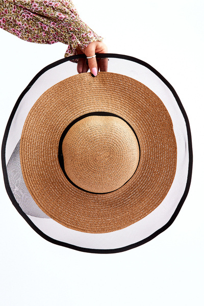 Fashionable Women's Mesh Hat Beige