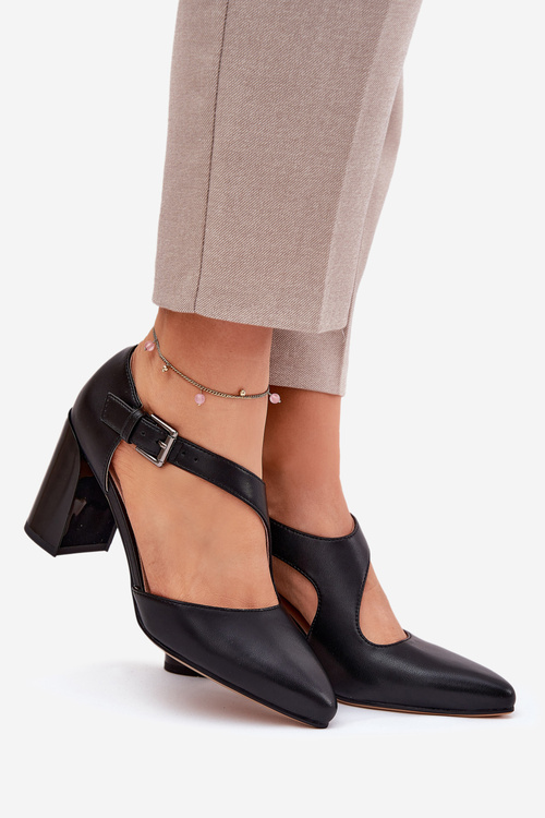 Leather Heels With Buckle Vinceza 91133 Black