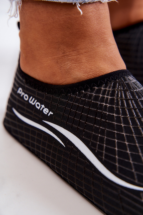 Buty Sportowe Damskie Do Wody Czarne ProWater 22-4-013L