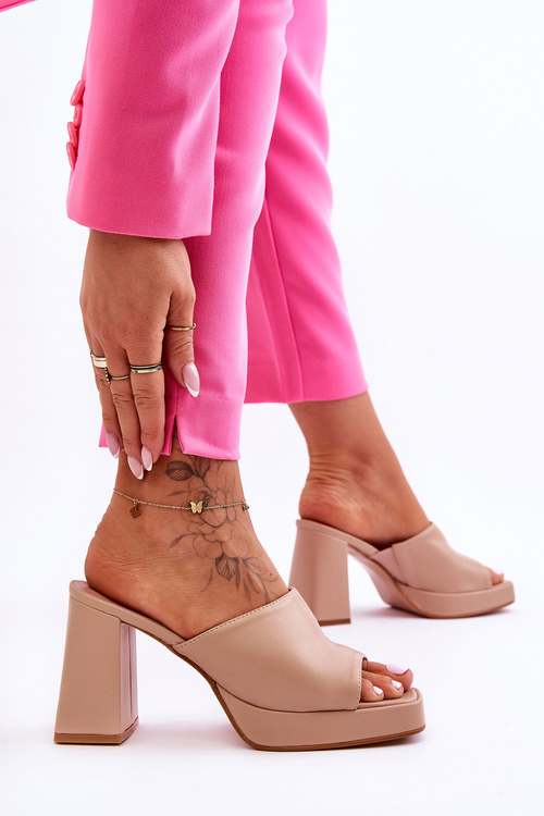 Klapki Skóra Obcas Beżowe Livesa M051