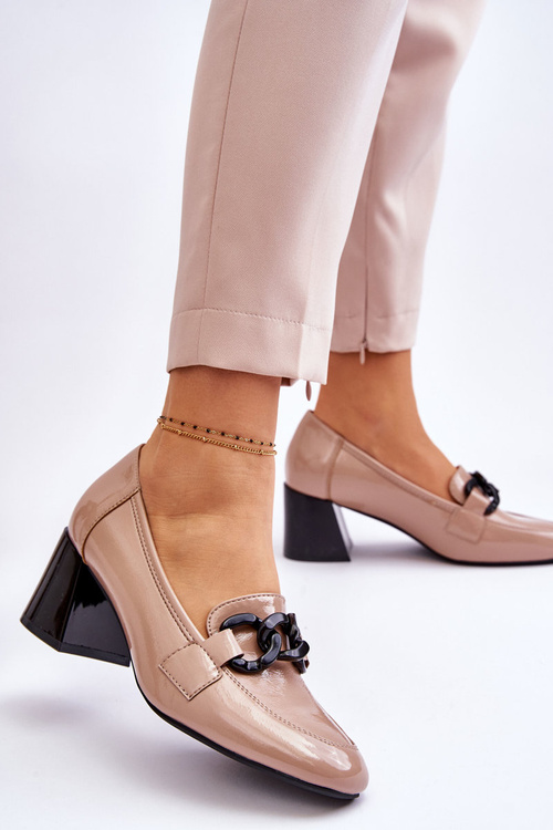 Patent Chain Pumps Beige Keilani
