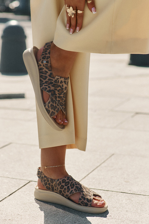 Zazoo 40392 Leather Sandals Women Leopard Brown