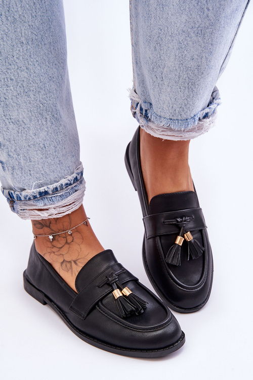 Classic Fringed Leather Loafers Black Camis