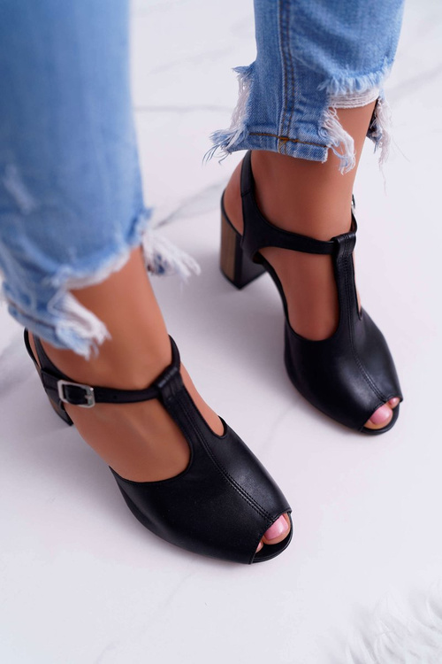 Leather Women's Sandals Maciejka Black 04117