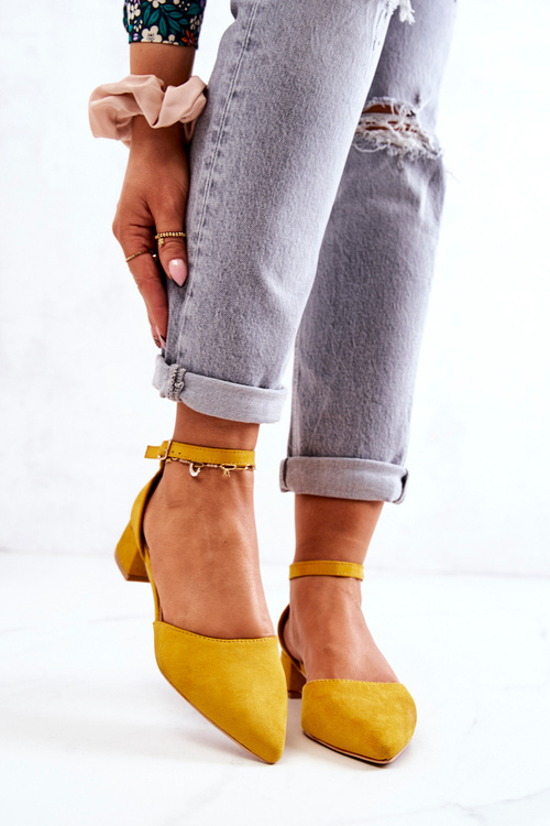 Suede pointed pumps Yellow Calliope