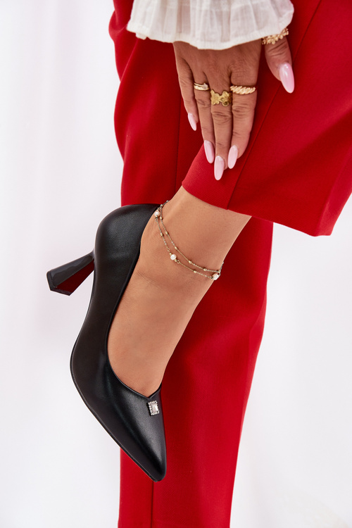 Czółenka Na Rozszerzanej Szpilce Eleganckie Czarne Vinceza 62222