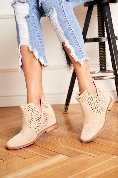 Women's Flat Heel Suede Openwork Boots Light Beige Shades
