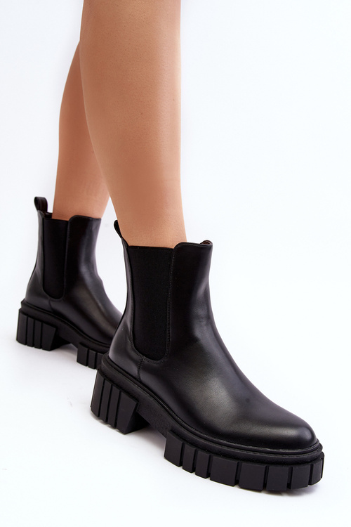 Leather Ankle Boots On Massive Flat Heel Black Keva
